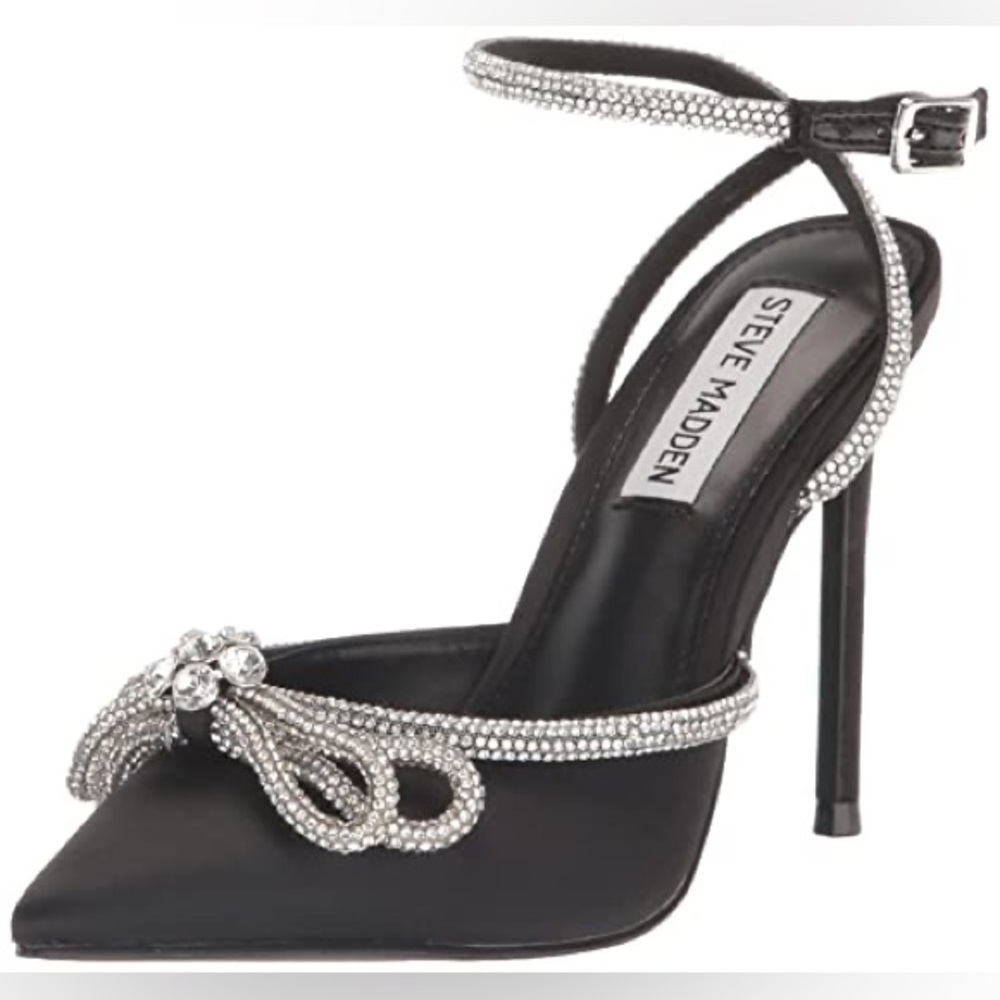 Steve Madden Viable Black Pump